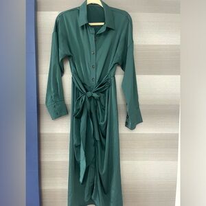Green Satin Dress, Size MEDIUM, Button Down Wrap